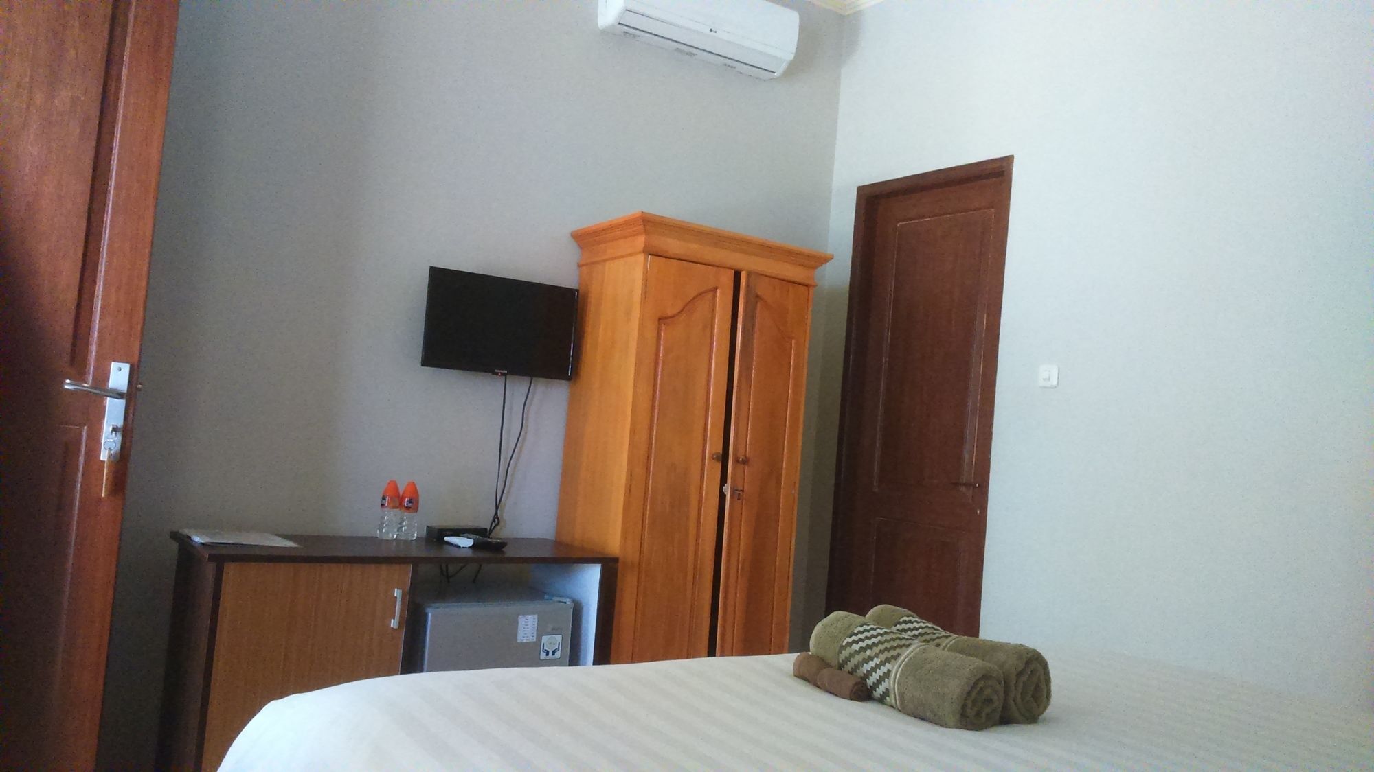 เซงกีกี คอตเทจ ลมโบะก์ Hotel ภายนอก รูปภาพ